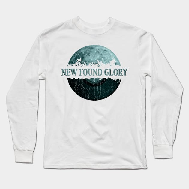 New Found Glory moon vinyl vintage Long Sleeve T-Shirt by hany moon